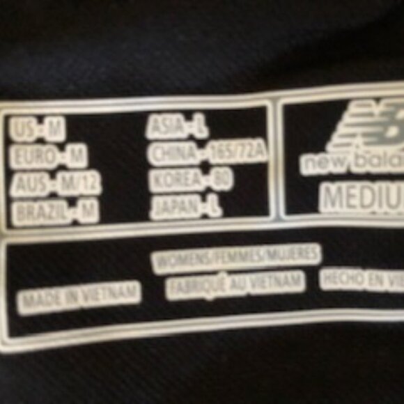 New Balance Activewear Athletic Polyester Running Shorts Black Size M - Picture 3 of 4